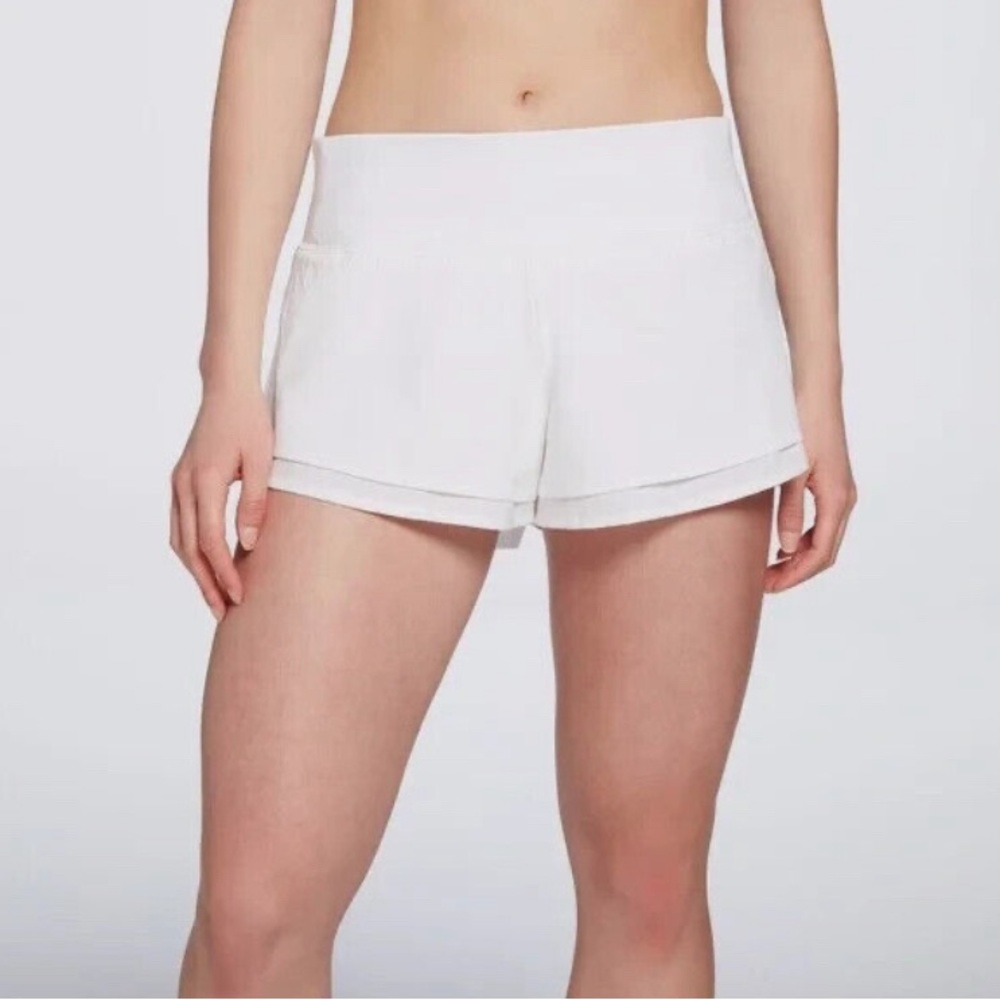 NWT CALIA  Women's Kick it Up Performance White Short 3” inseam w/ brief sz XL